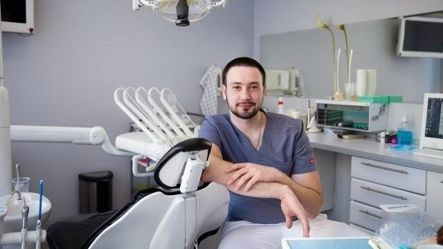 Действующая стоматологическая клиника